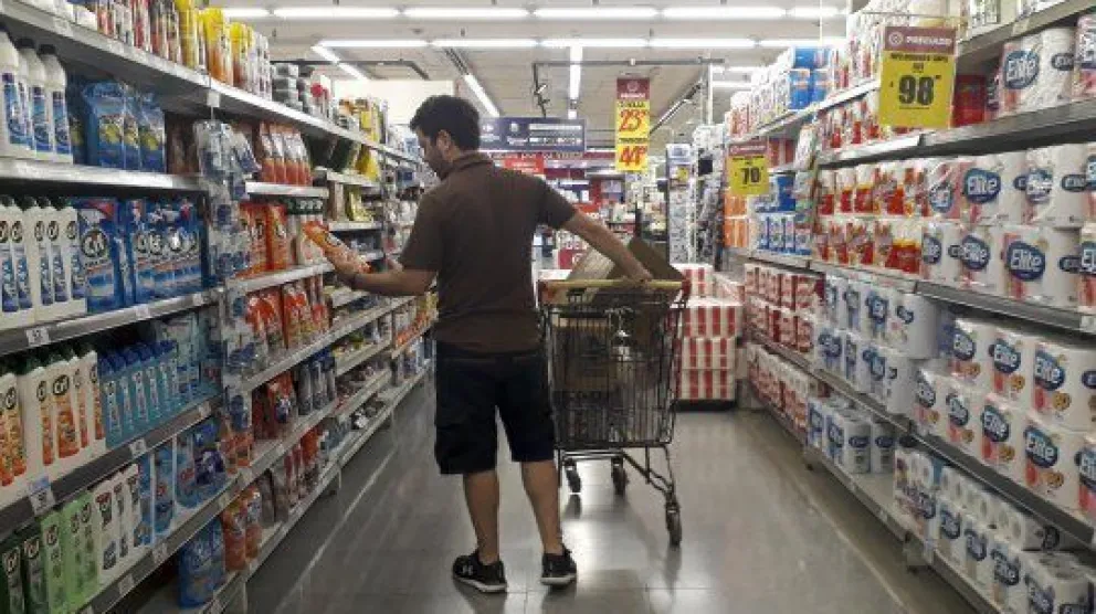 Las ventas minoristas cayeron 57,6%
