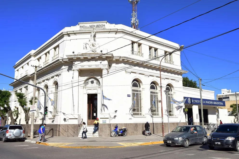 Proponen aumento de Ingresos Brutos a bancos para salvar a las pymes