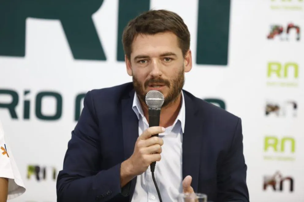 Buteler dijo que se postergará el pago de deudas de 10 municipios
