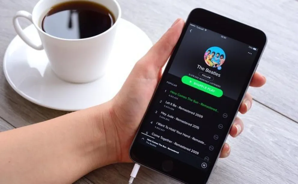 Spotify: podés colocar música en simultáneo con otras personas