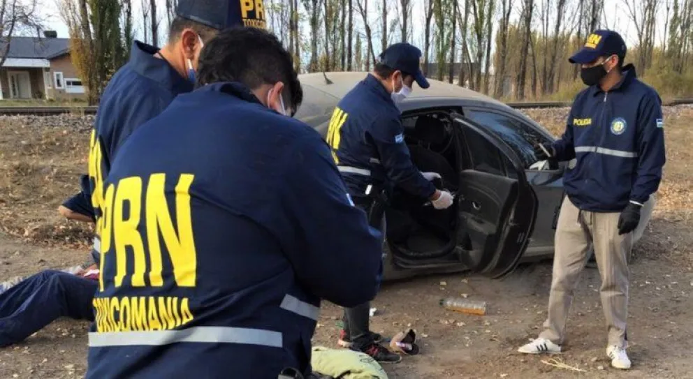 Atraparon con drogas a dos familiares de los Montecino