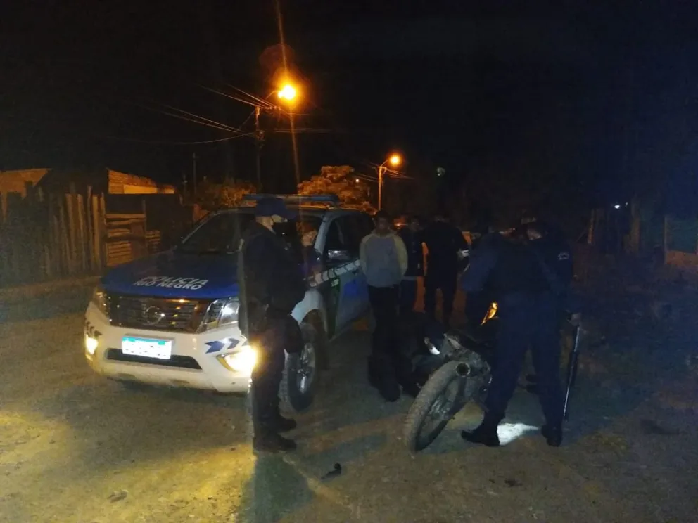 Barrio Lavalle: Detuvieron a dos hombres por llevar un revólver
