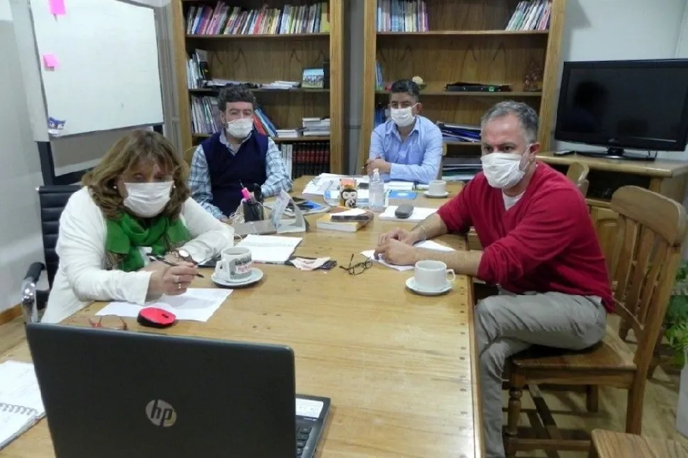 Avanzan en un protocolo sanitario para la vuelta a clases