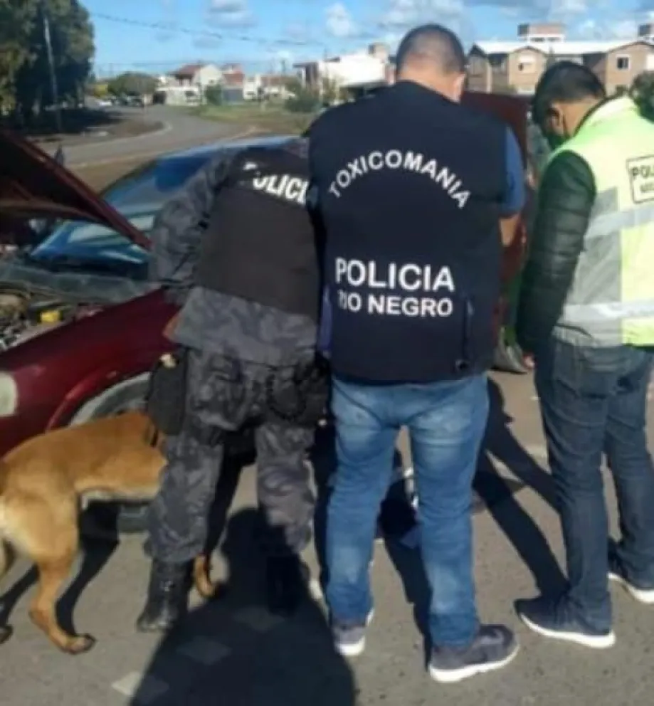 Secuestraron cocaína y un arma en el Puente Nuevo