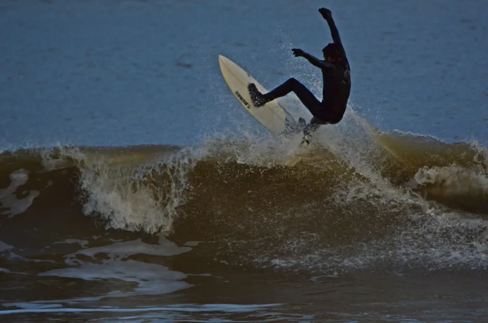 Surfistas locales también piden volver a la actividad