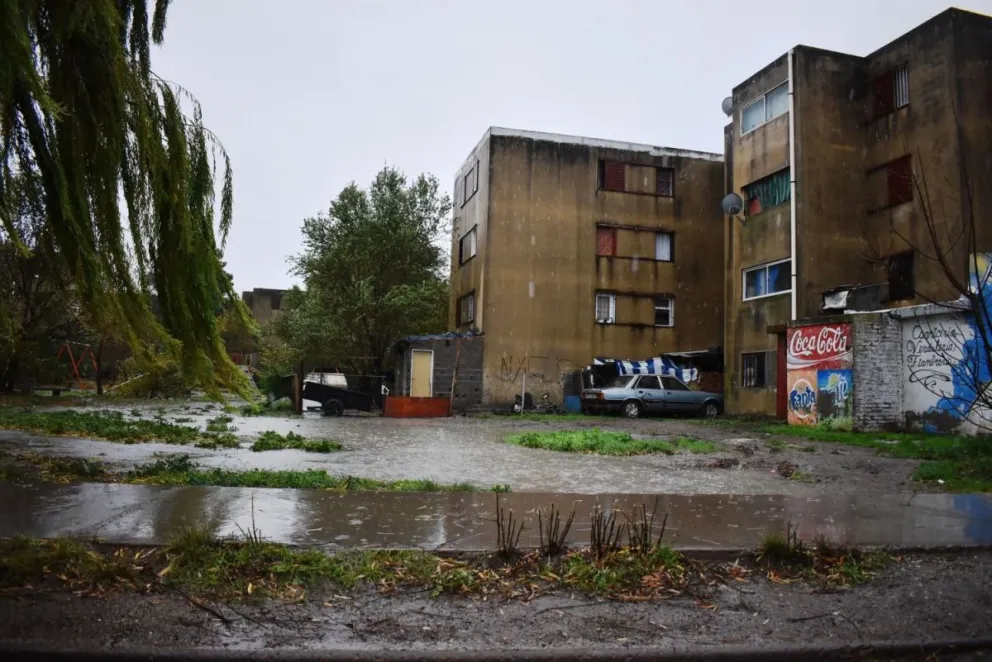 Los barrios periféricos volvieron a sufrir la lluvia