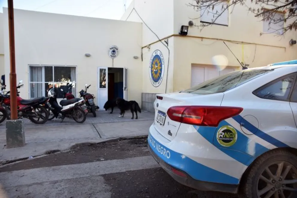 Llegó de Bariloche, violó el aislamiento y agredió a mujeres