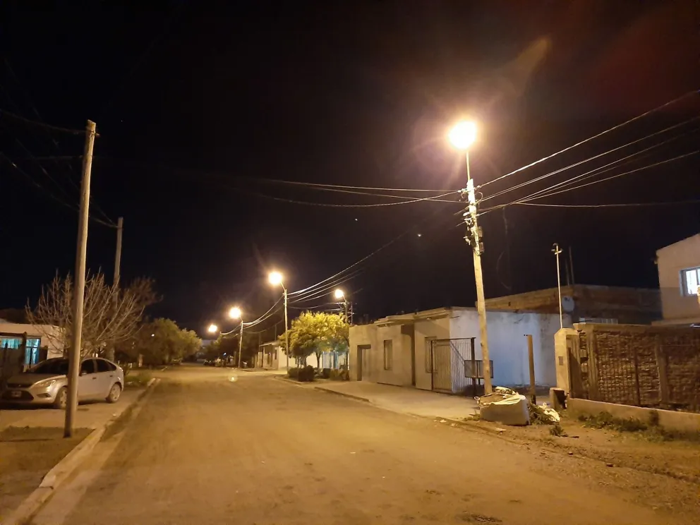 Se hizo la luz en el barrio Las Flores