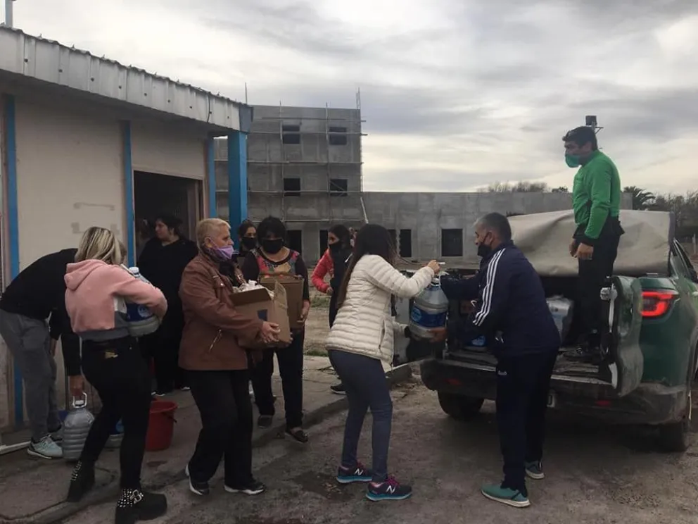 Meriendas y tortas fritas para merenderos viedmenses