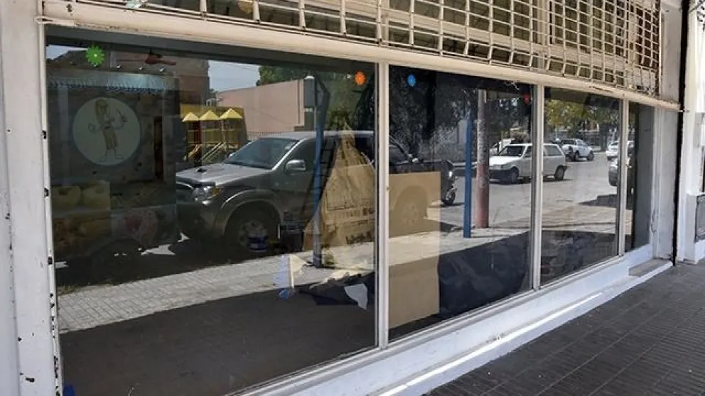 Solicitan la apertura de comercios no esenciales los días feriados