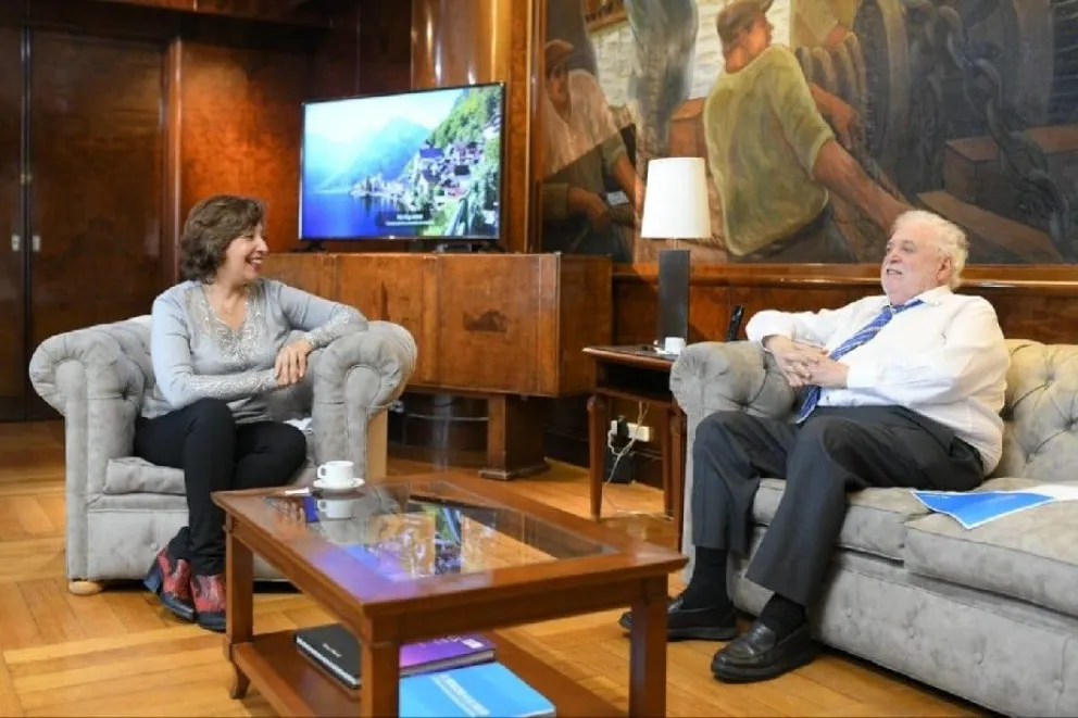Carreras se reunió con el ministro Ginés González García