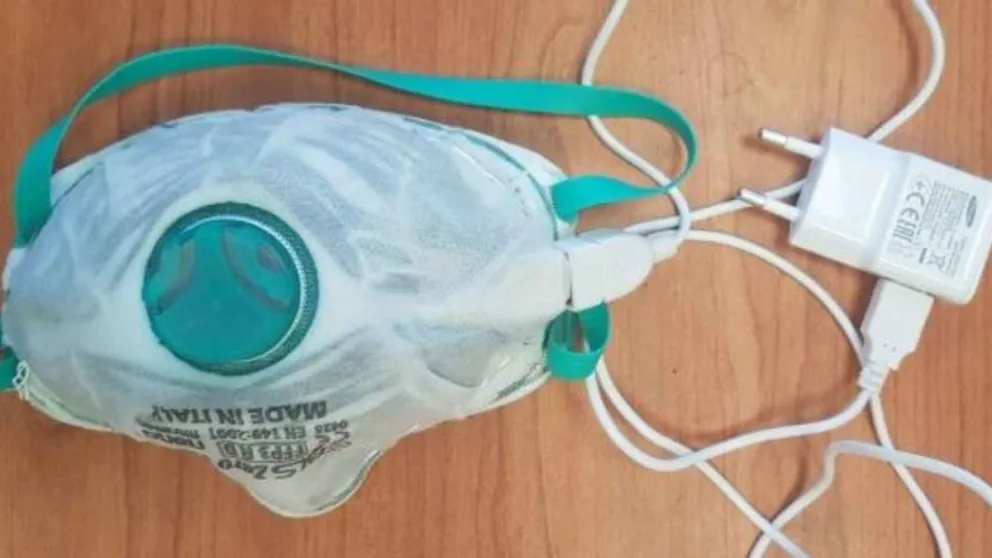 Crean Barbijo que se desinfecta solo