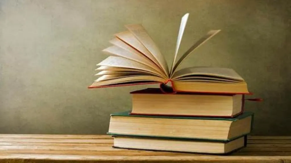 Programa Más Cultura: convocatoria literaria para escritores y poetas