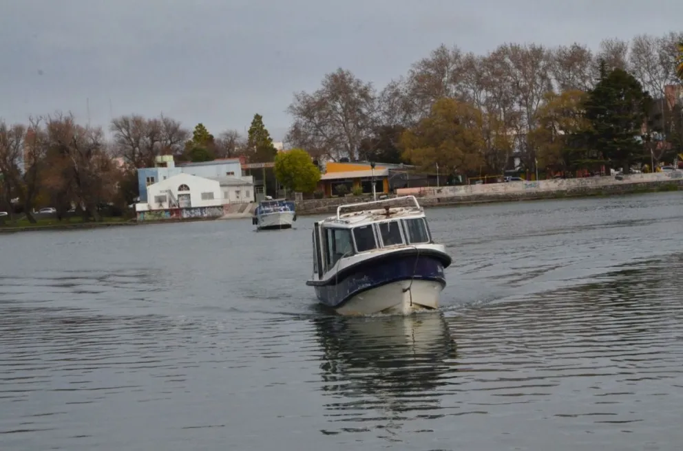 Siguen esperando autorización para trabajar