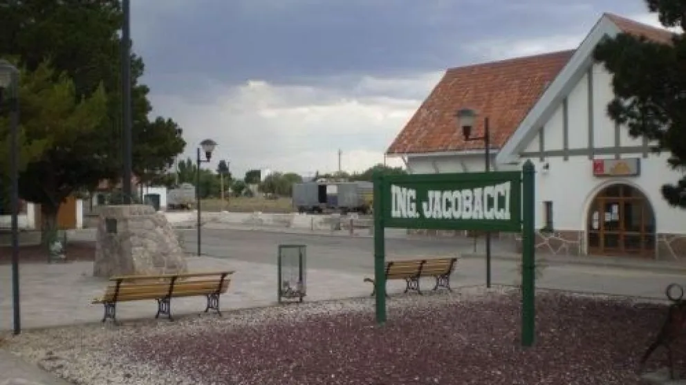 Salud dispuso un cordón sanitario en Jacobacci por siete días