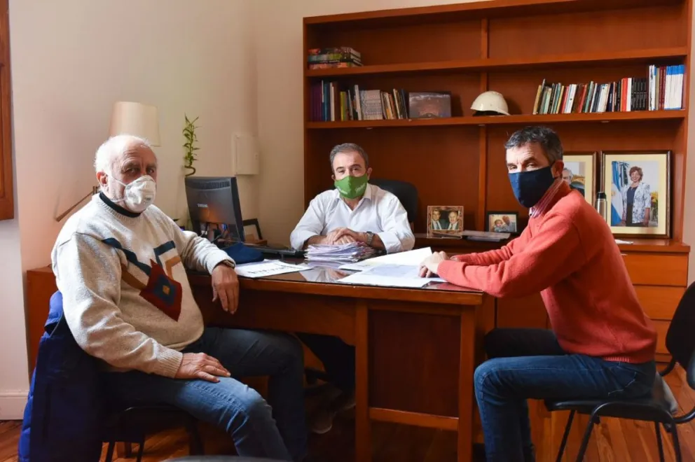 Pesatti recibió al jefe del distrito Río Negro de Vialidad
