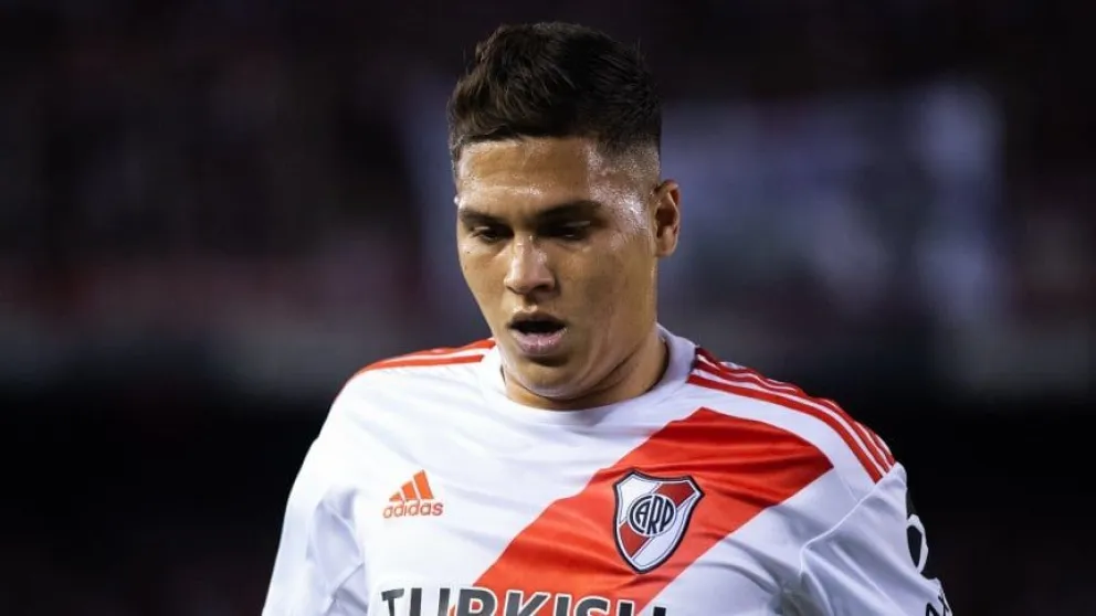 Desde Qatar insisten para llevarse a Quintero
