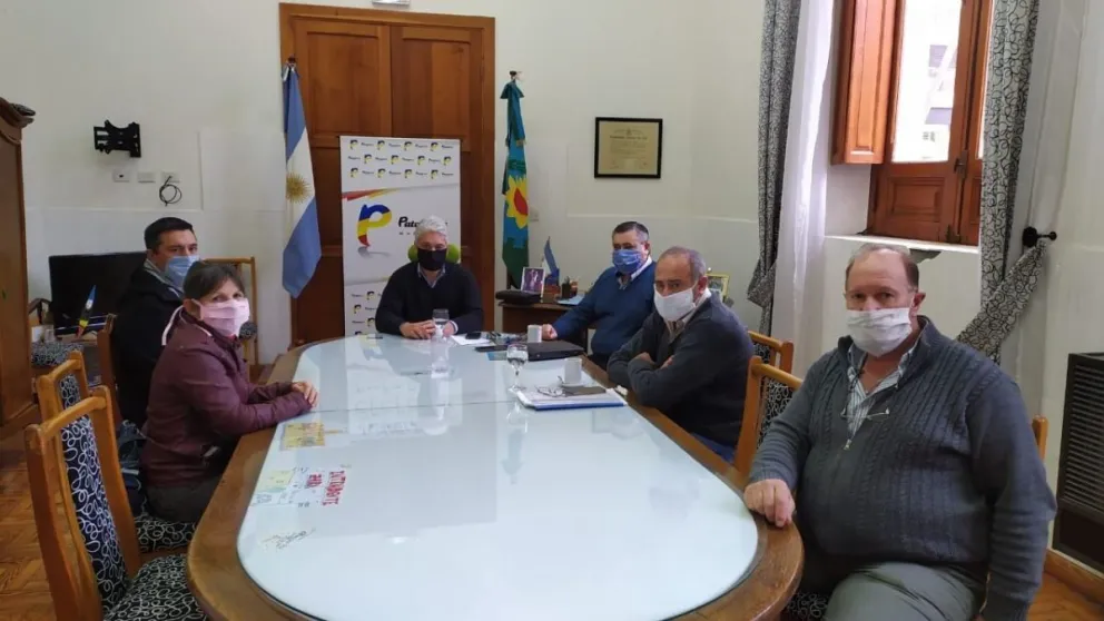 El Intendente se reunió con vecinos y realizó un esperado anuncio