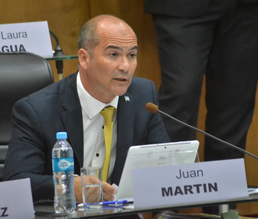 El legislador Martin reclamó la reapertura de los jardines maternales