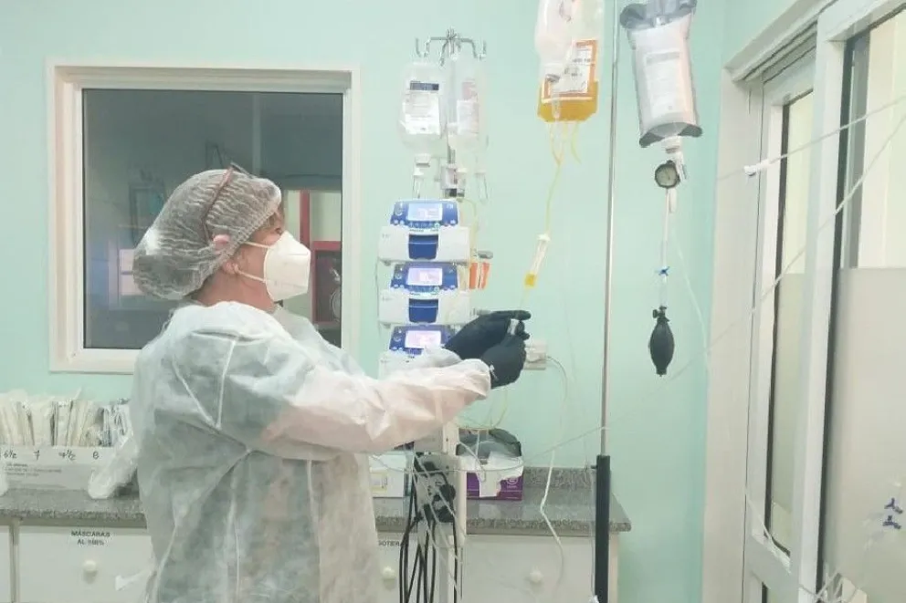 Aseguran que fue "exitosa" la primera transfusión de plasma en un hospital rionegrino