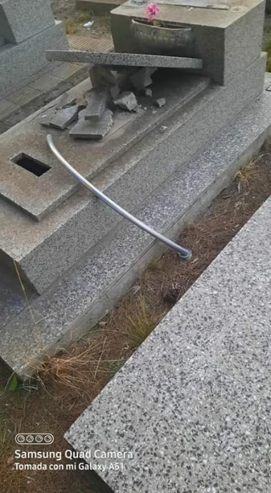 Cementerio de Stroeder: Denuncian tumbas profanadas