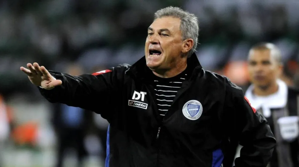 Nery Pumpido fue operado de un tumor en el corazón