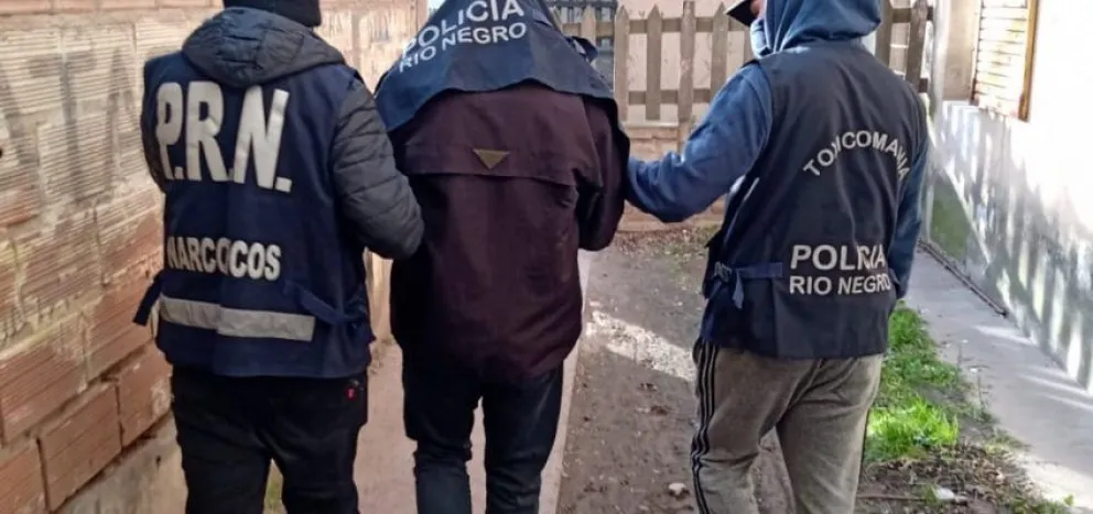 Desbaratan kiosco de drogas en Viedma