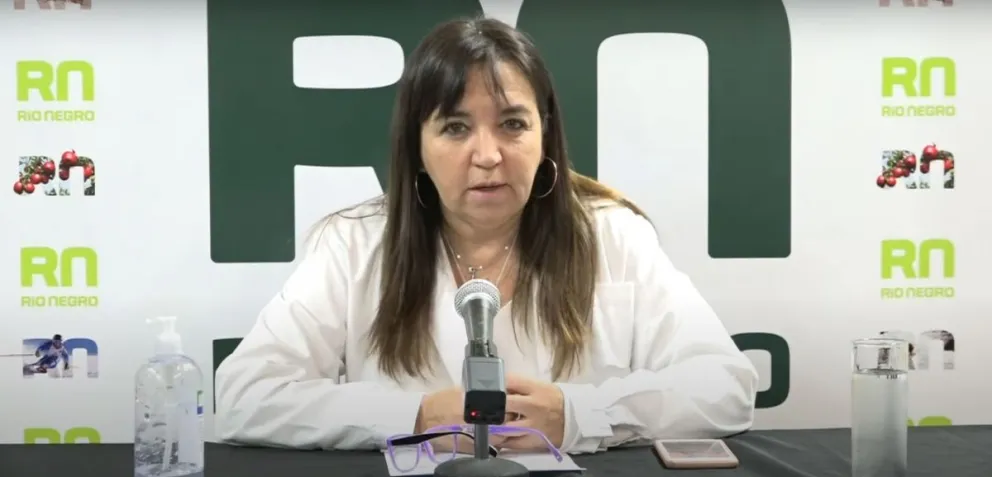 "No es necesario festejar el Día del Amigo a los abrazos y a los besos"