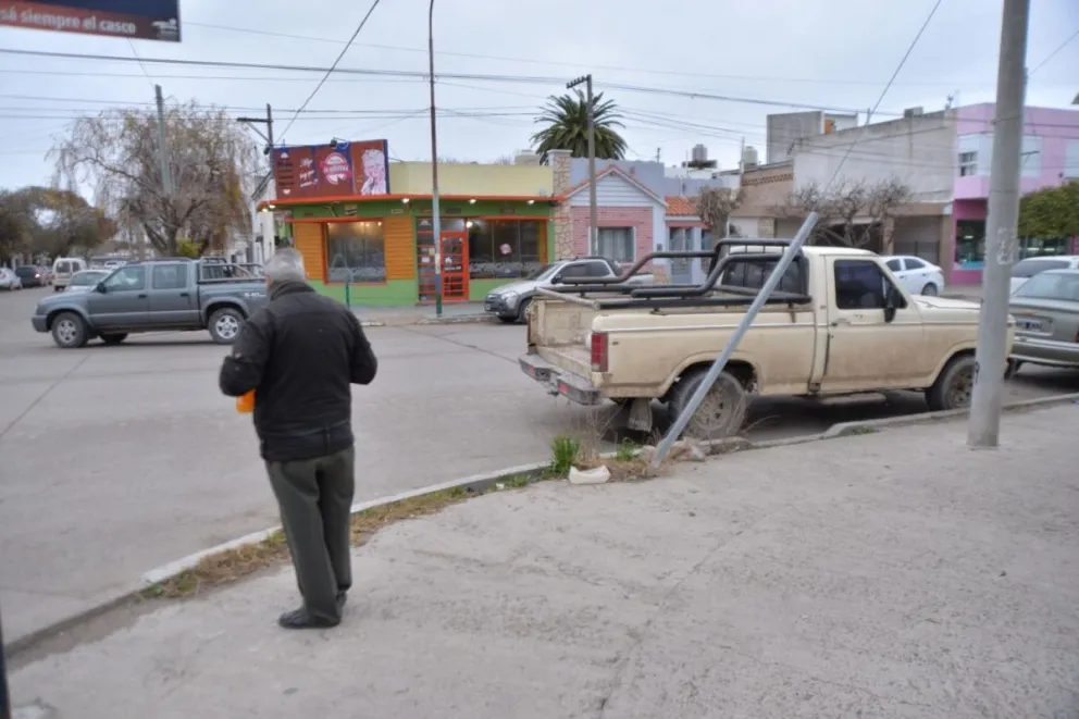 A pesar del escrache con un video, siguen las infracciones viales