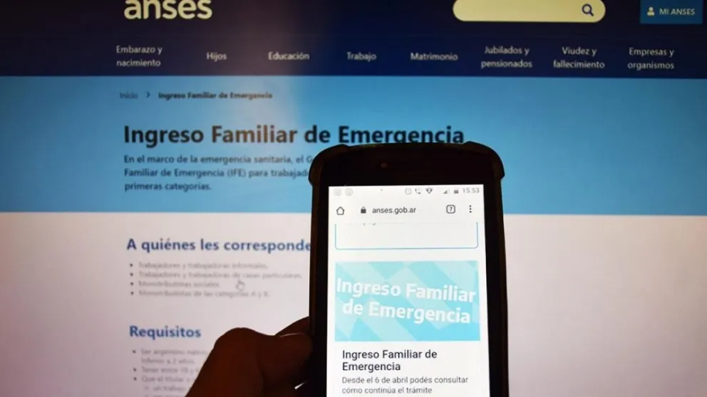 Hijos de un intendente peronista rionegrino, funcionarios municipales y sus esposas cobran el IFE