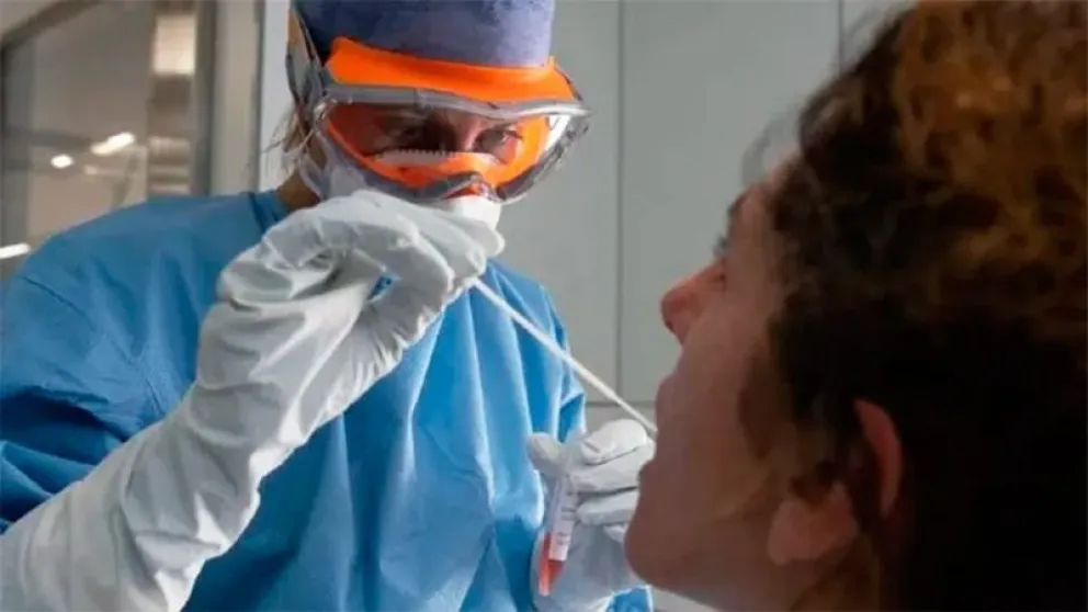 Coronavirus: se agregan tres síntomas a la definición de caso sospechoso