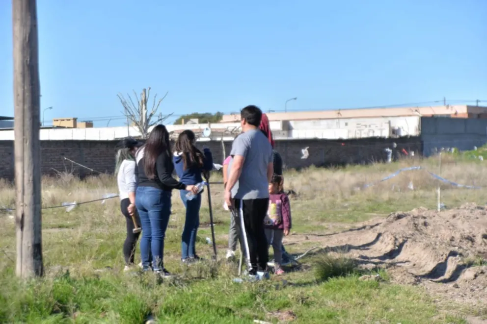 Siguen las tomas: ahora en el interior del barrio Lavalle