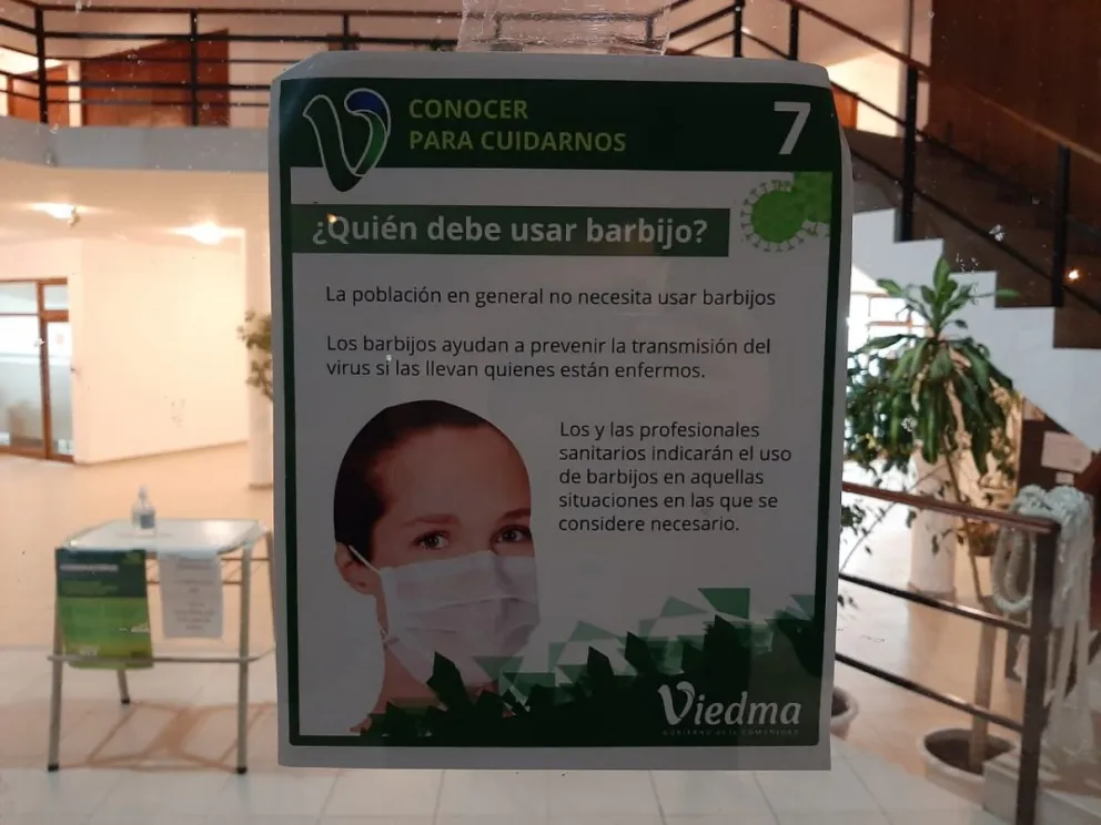 Indicaciones sanitarias desactualizadas en el Centro Cultural 