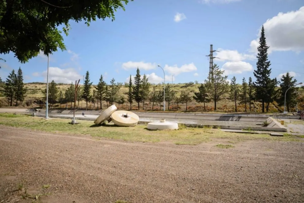 Confirman el traslado de la planta de líquidos cloacales