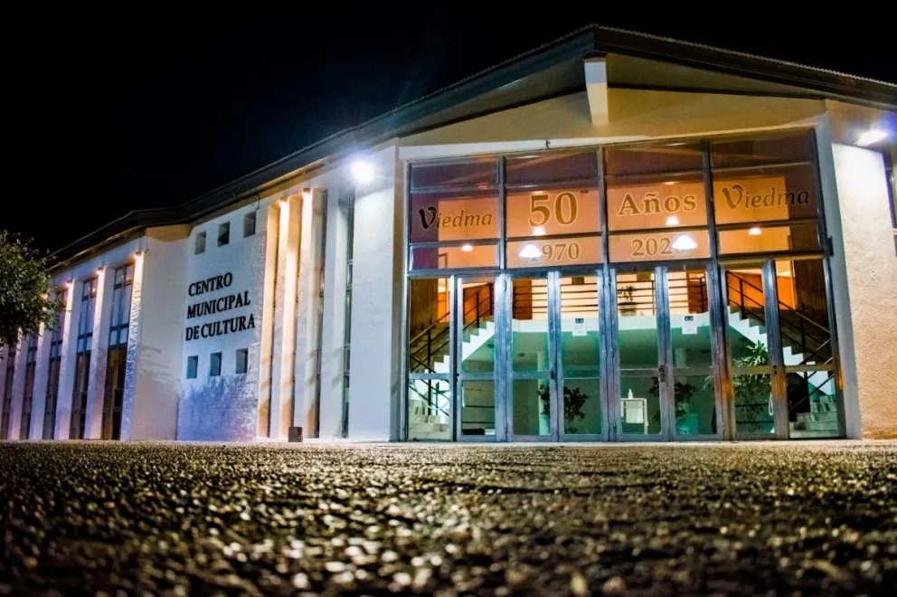Renovado Centro Cultural en sus 50 años