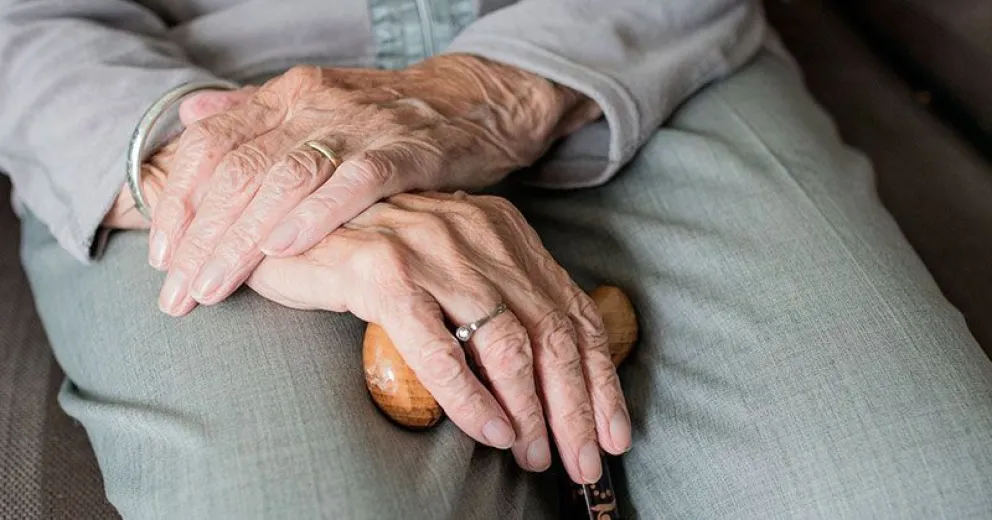Piden informes sobre los protocolos en geriátricos de Río Negro