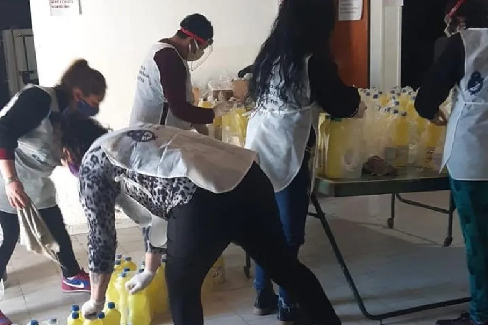 Agentes del Hospital Zatti colaboran con la atención de aislados