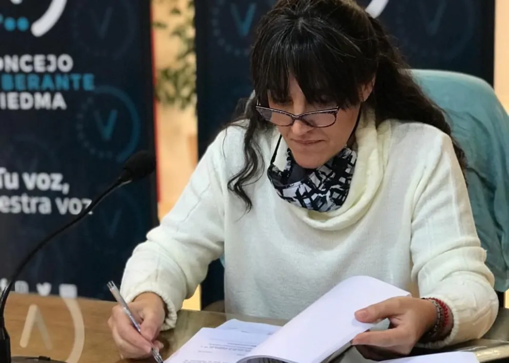 Con más vecinos afectados por Covid-19, Cévoli analiza por qué se juzga al otro