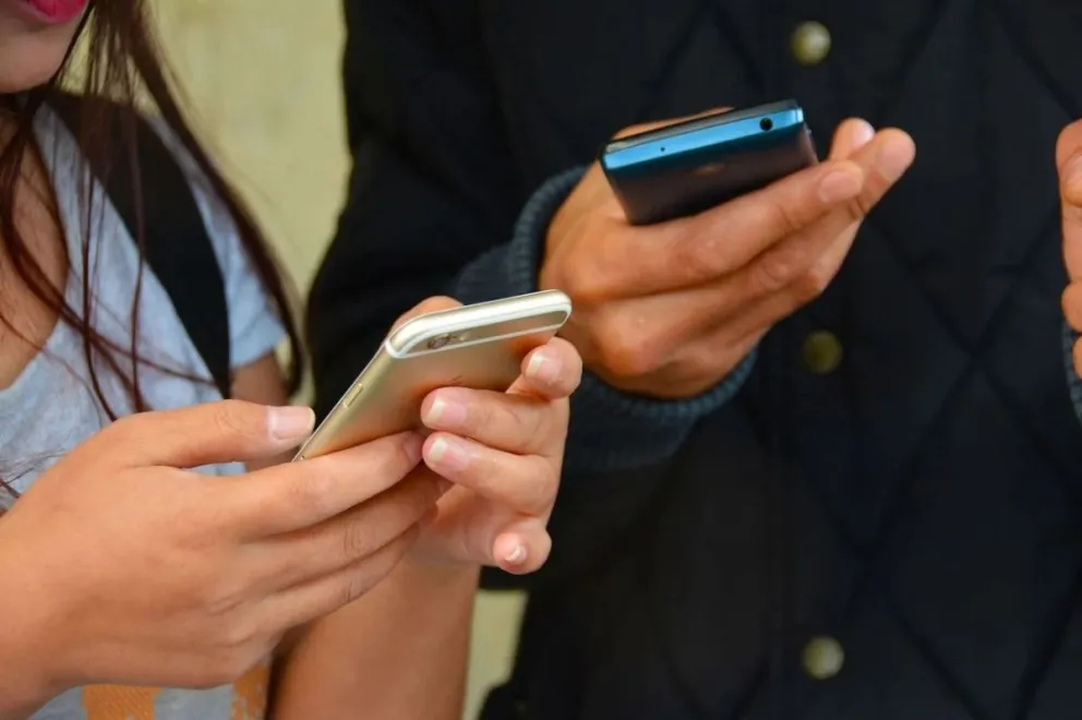 ¿Cómo convivir de manera saludable con las redes sociales?