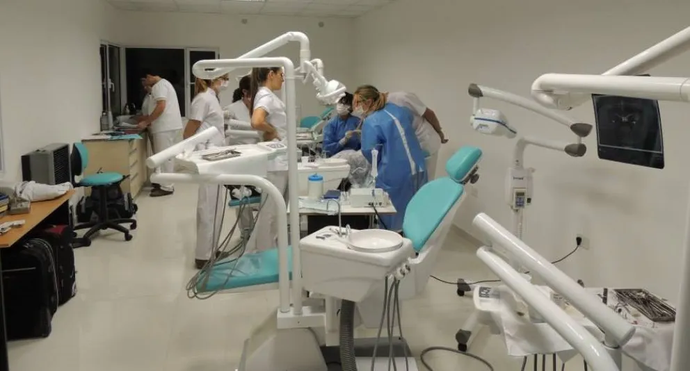 Odontólogos informan cobros a afiliados de IPROSS