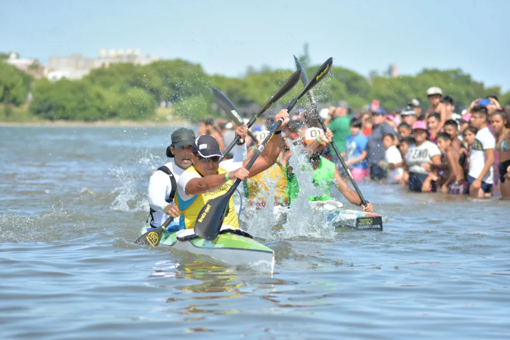 Buscan alternativas para realizar la Regata del río Negro