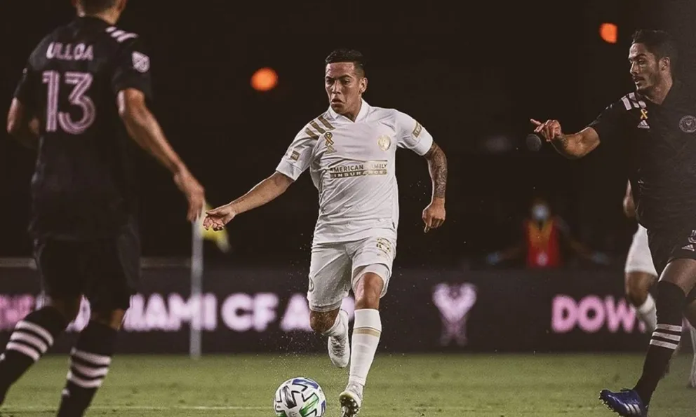 Insólita noche de Ezequiel Barco