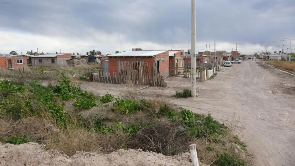 Pesatti firmó el convenio para la urbanización de El Progreso
