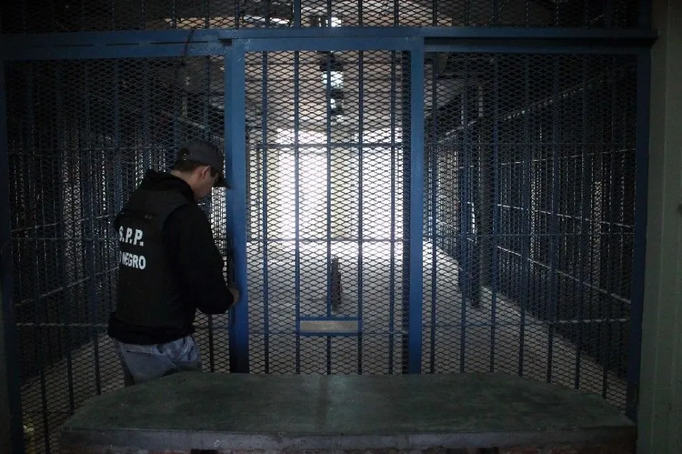Penitenciarios tendrán un aumento similar al de la Policía