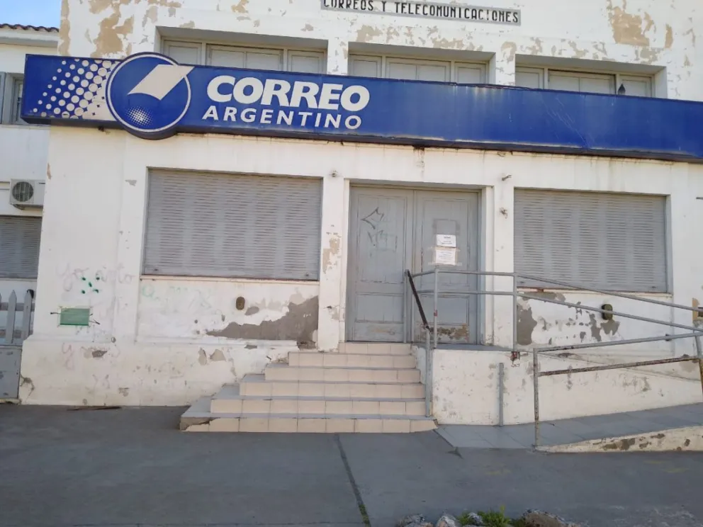 Cierran el edificio del correo por una trabajadora infectada