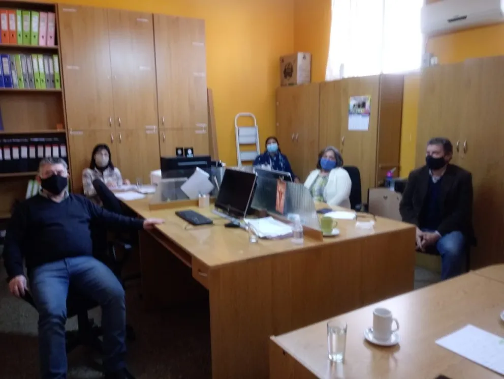 Paritaria Ejecutivo y gremios acuerdan incremento salarial