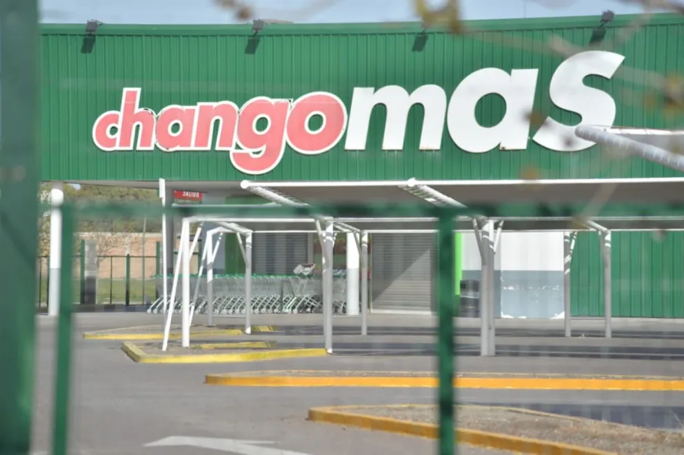 Cierran el supermercado Chango Más por caso positivo de Covid-19