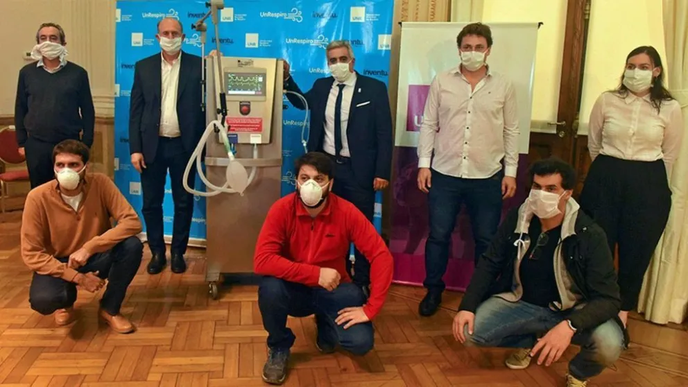 Anmat aprobó los respiradores hechos por la Universidad de Rosario