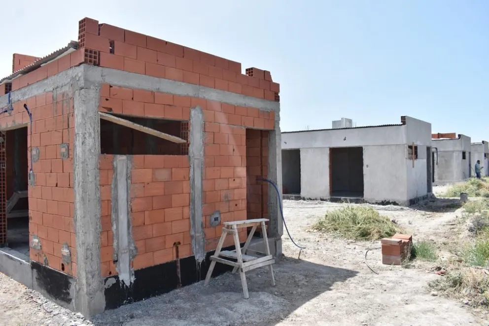 Gestiones para reactivar la obra pública en el Distrito
