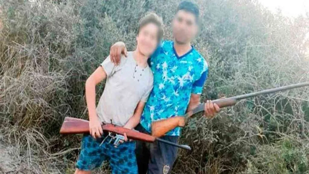 Mataron a un aguará guazú, subieron fotos a las redes y terminaron detenidos